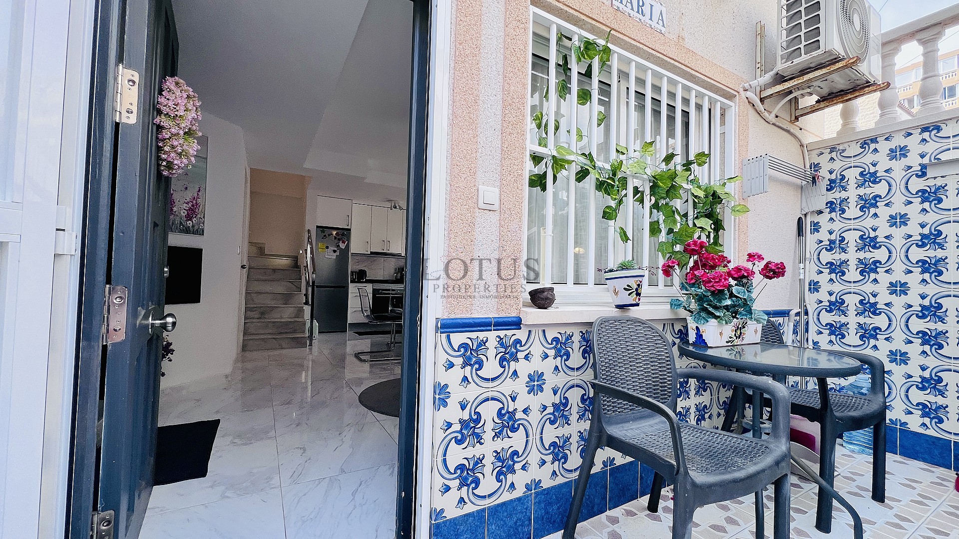 Totalrenoverat radhus endast 100 meter från stranden – La Mata, Torrevieja - Lotus Properties