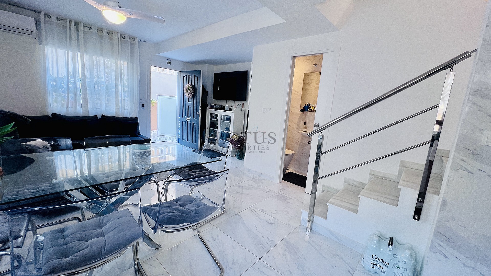 Totalrenoverat radhus endast 100 meter från stranden – La Mata, Torrevieja - Lotus Properties