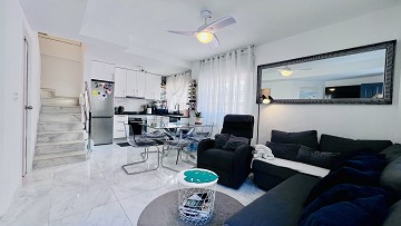 Totalrenoverat radhus endast 100 meter från stranden – La Mata, Torrevieja - Lotus Properties