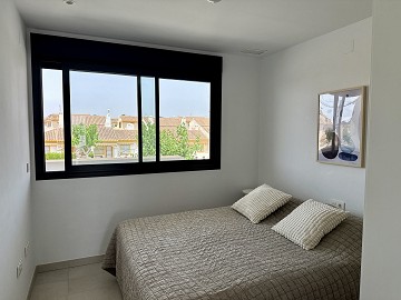 EXKLUSIV TAKVÅNING MED 3 SOVRUM MED STOR TERRASS OCH HAVSUTSIKT - Lotus Properties