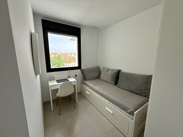 EXKLUSIV TAKVÅNING MED 3 SOVRUM MED STOR TERRASS OCH HAVSUTSIKT - Lotus Properties