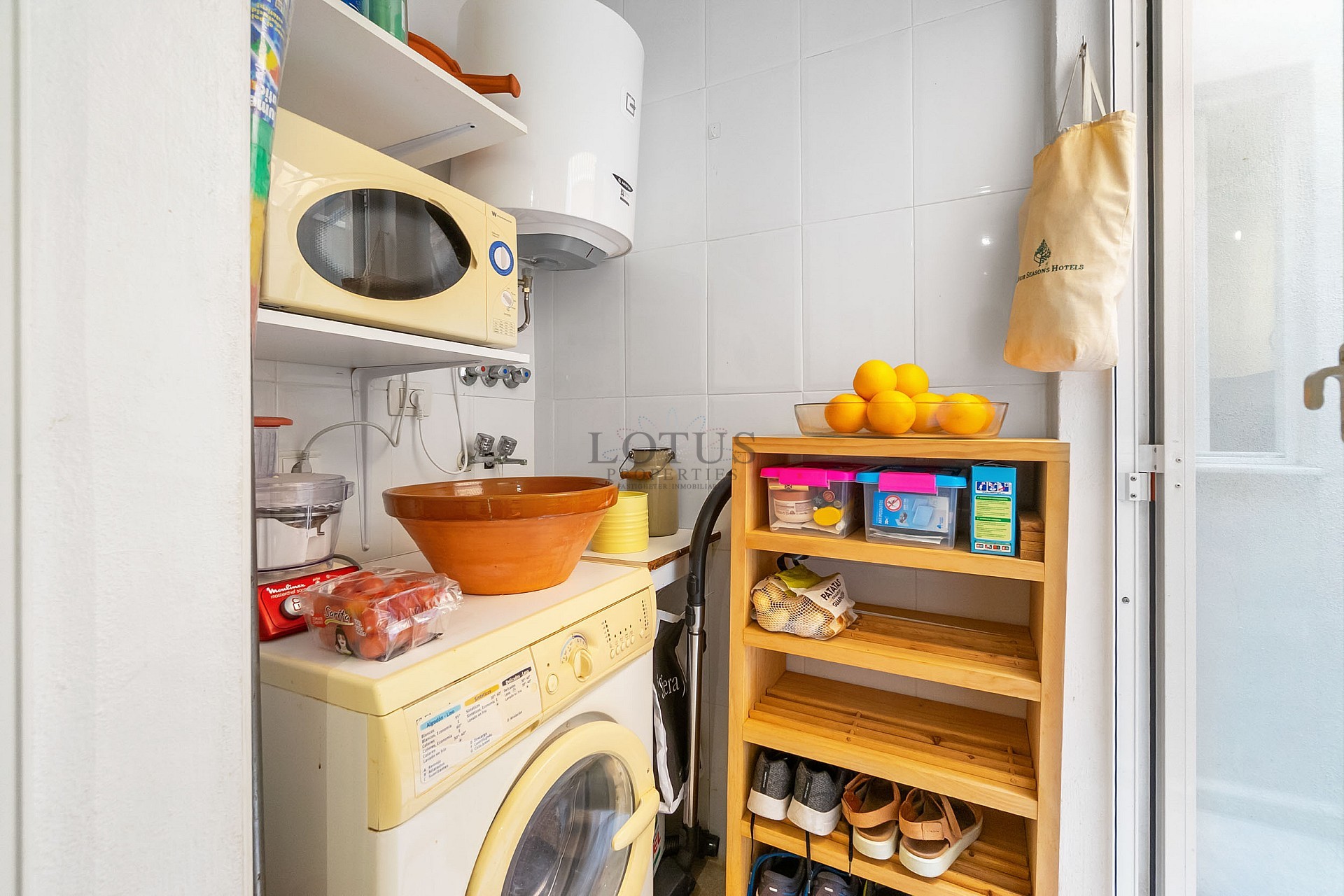 Super mysig markplan i populära Rocio II i hjärtat av Aguas Nuevas  - Lotus Properties