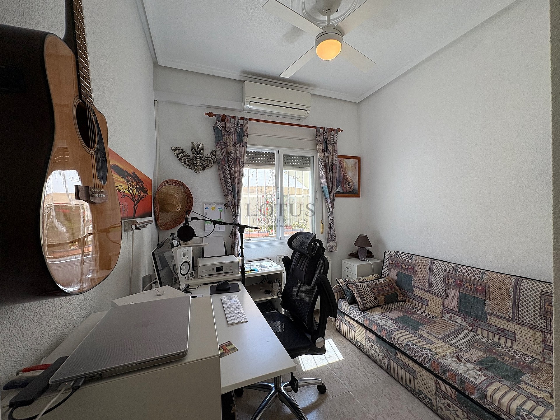 Enplans enfamiljshus – Plaza la Fiesta,  - Lotus Properties