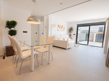 Nybyggda villor i vackra Natura Park IV- La Marina med privat pool och 3 sovrum och 2 badrum  - Lotus Properties