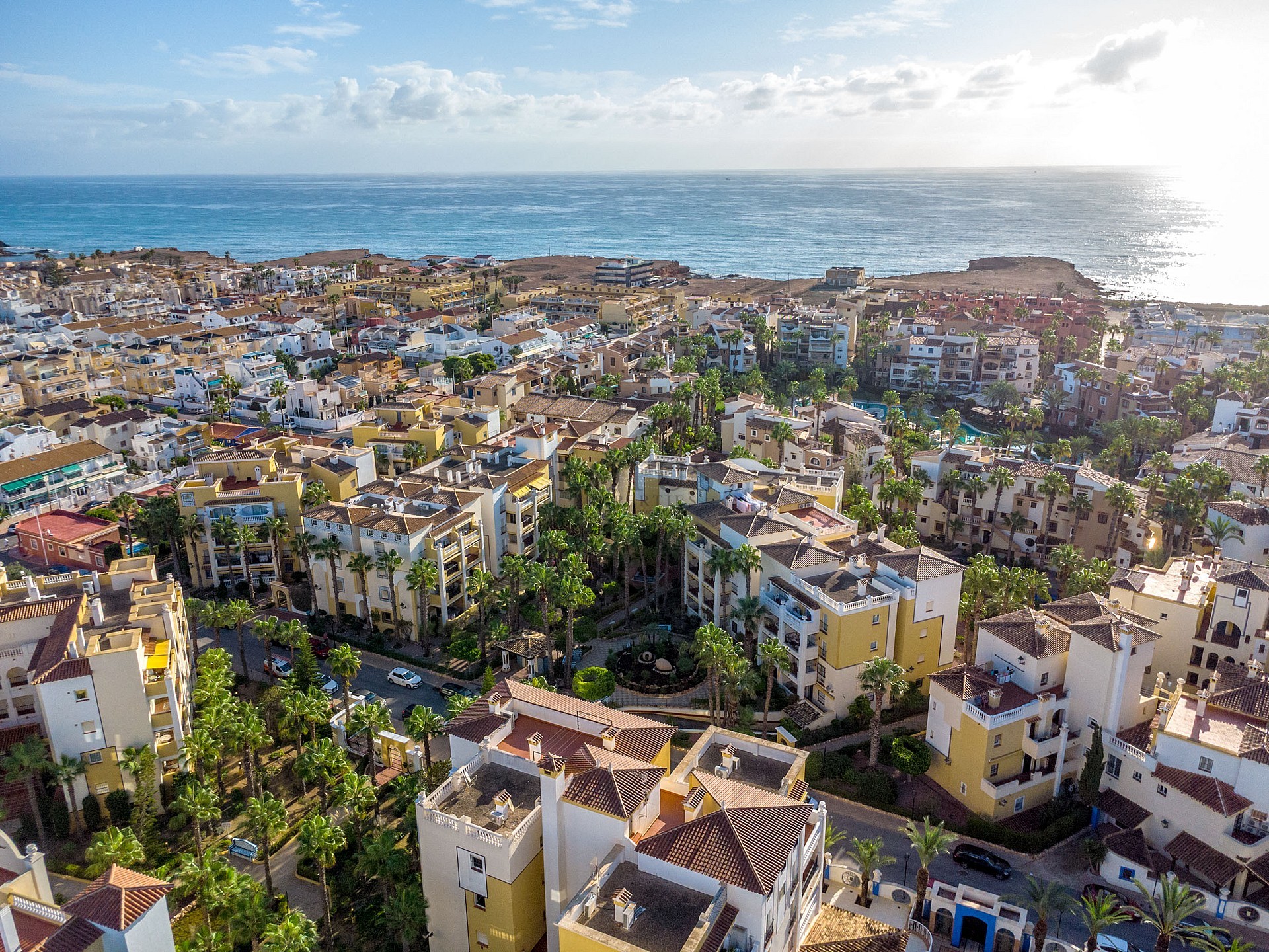 Stor takvåning med 3 sovrum och 2 badrum, havsutsikt, garage och förråd i Aldea del Mar - Lotus Properties