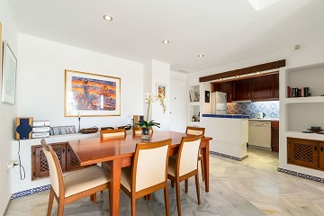 Stor takvåning med 3 sovrum och 2 badrum, havsutsikt, garage och förråd i Aldea del Mar - Lotus Properties