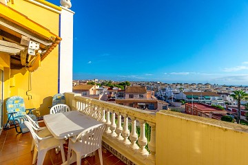 Stor takvåning med 3 sovrum och 2 badrum, havsutsikt, garage och förråd i Aldea del Mar - Lotus Properties