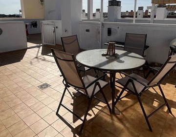 Rymlig lägenhet med 2 sovrum på översta våningen, privat solarium och förråd i Algorfa - Lotus Properties