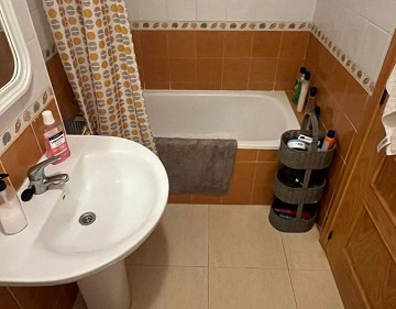 Rymlig lägenhet med 2 sovrum på översta våningen, privat solarium och förråd i Algorfa - Lotus Properties