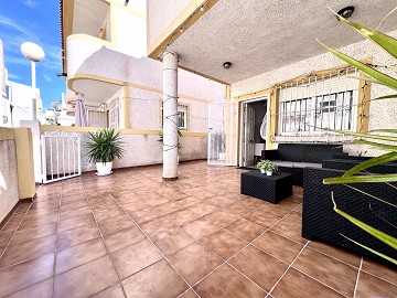 Fantastisk hörnlägenhet i Los Altos - Lotus Properties