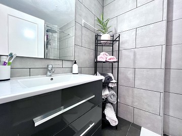 Fantastisk hörnlägenhet i Los Altos - Lotus Properties