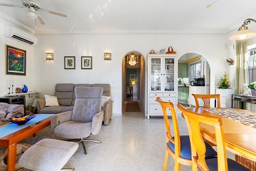 Charmig och välskött villa med 3 sovrum och uppvärmd saltvattenpool - Lotus Properties