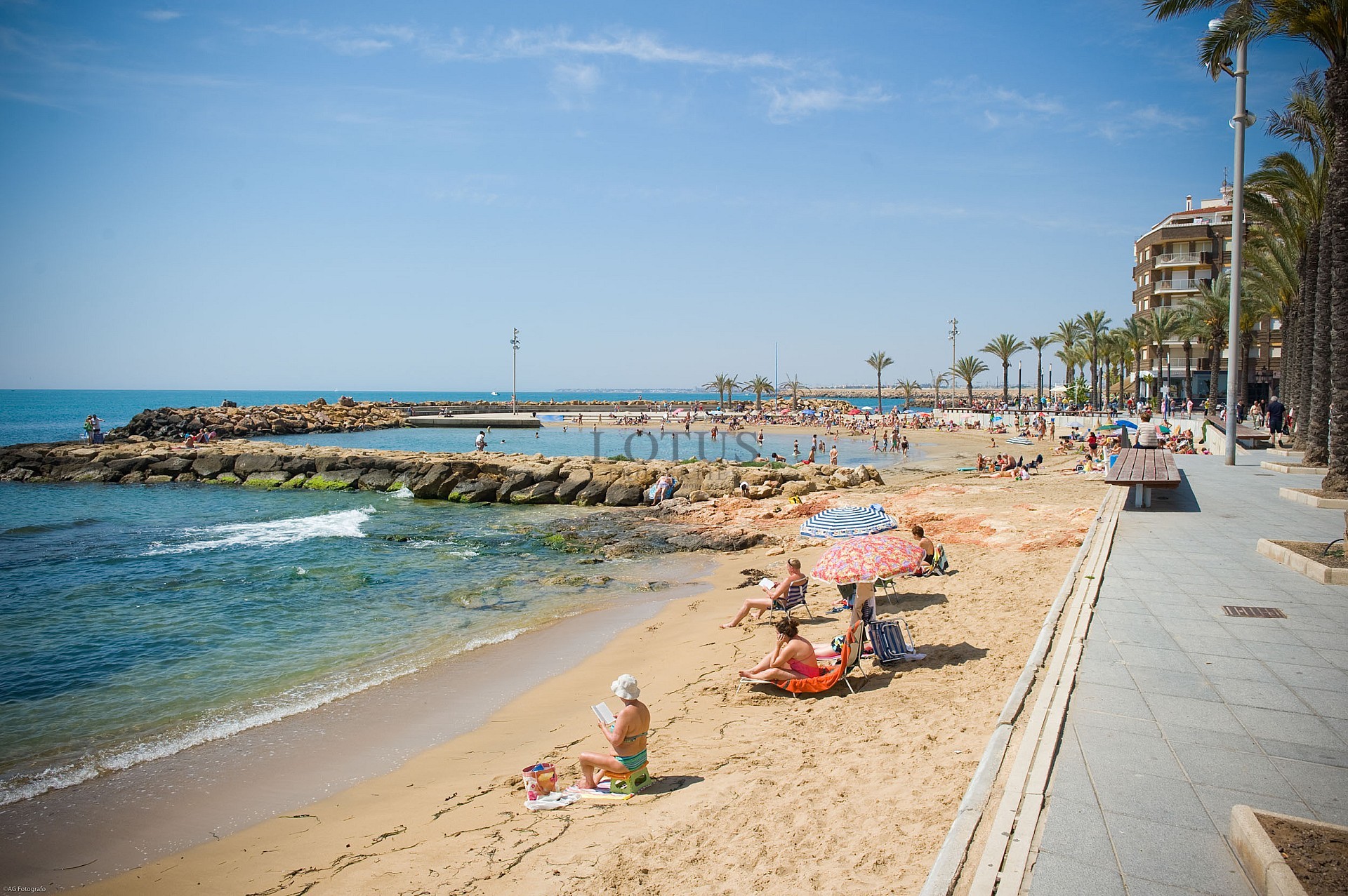 Mysig lägenhet med stor balkong i söderläge endast 160 m till Playa del Cura stranden! - Lotus Properties