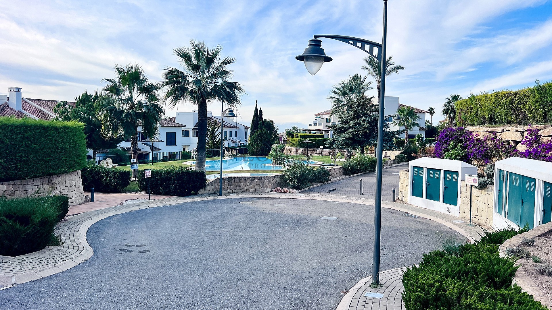 Exklusivt hörnradhus i Golf Bahía – nära Benidorm, stränder, golf och nöjesparker - Lotus Properties