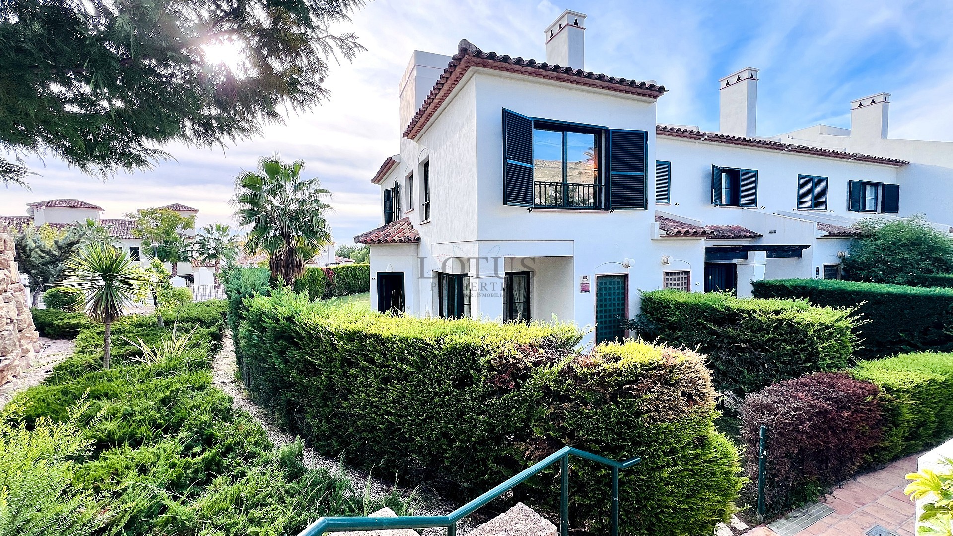 Exklusivt hörnradhus i Golf Bahía – nära Benidorm, stränder, golf och nöjesparker - Lotus Properties