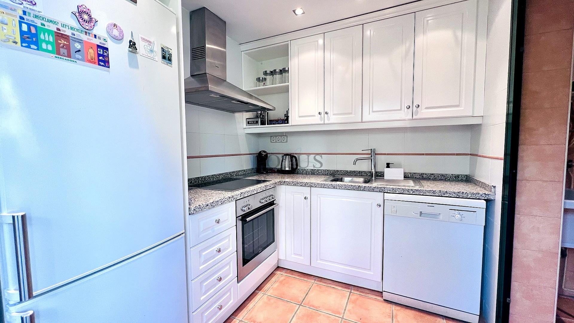 Exklusivt hörnradhus i Golf Bahía – nära Benidorm, stränder, golf och nöjesparker - Lotus Properties