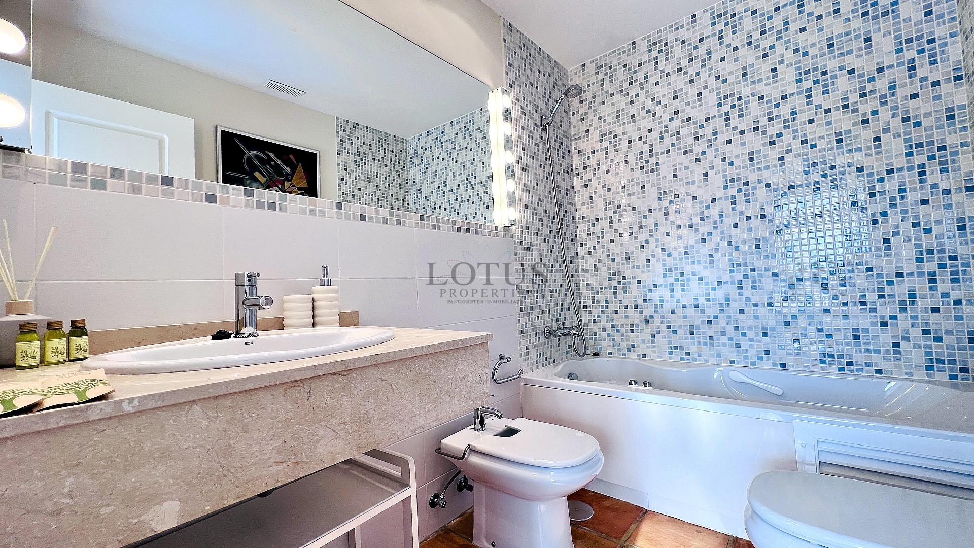 Exklusivt hörnradhus i Golf Bahía – nära Benidorm, stränder, golf och nöjesparker - Lotus Properties