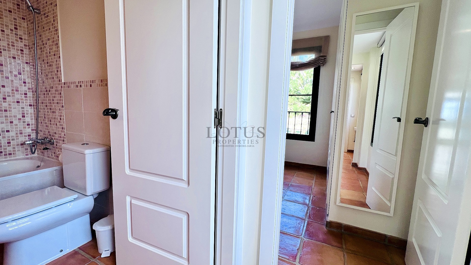 Exklusivt hörnradhus i Golf Bahía – nära Benidorm, stränder, golf och nöjesparker - Lotus Properties