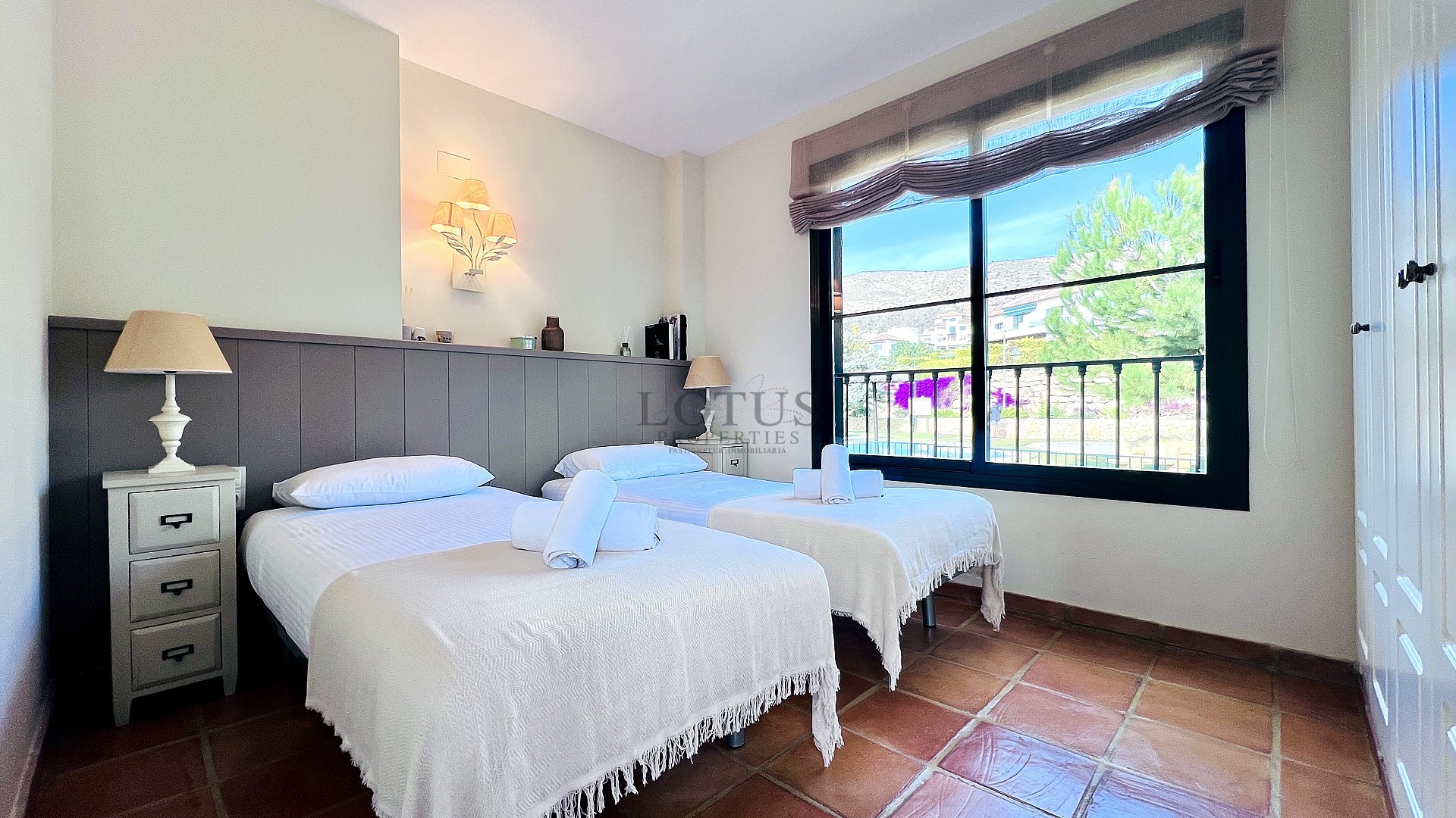 Exklusivt hörnradhus i Golf Bahía – nära Benidorm, stränder, golf och nöjesparker - Lotus Properties