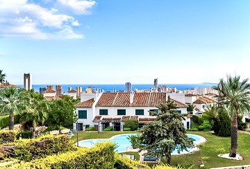 Exklusivt hörnradhus i Golf Bahía – nära Benidorm, stränder, golf och nöjesparker - Lotus Properties