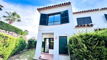 Exklusivt hörnradhus i Golf Bahía – nära Benidorm, stränder, golf och nöjesparker - Lotus Properties