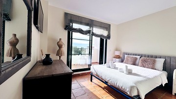 Exklusivt hörnradhus i Golf Bahía – nära Benidorm, stränder, golf och nöjesparker - Lotus Properties