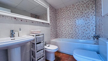 Exklusivt hörnradhus i Golf Bahía – nära Benidorm, stränder, golf och nöjesparker - Lotus Properties