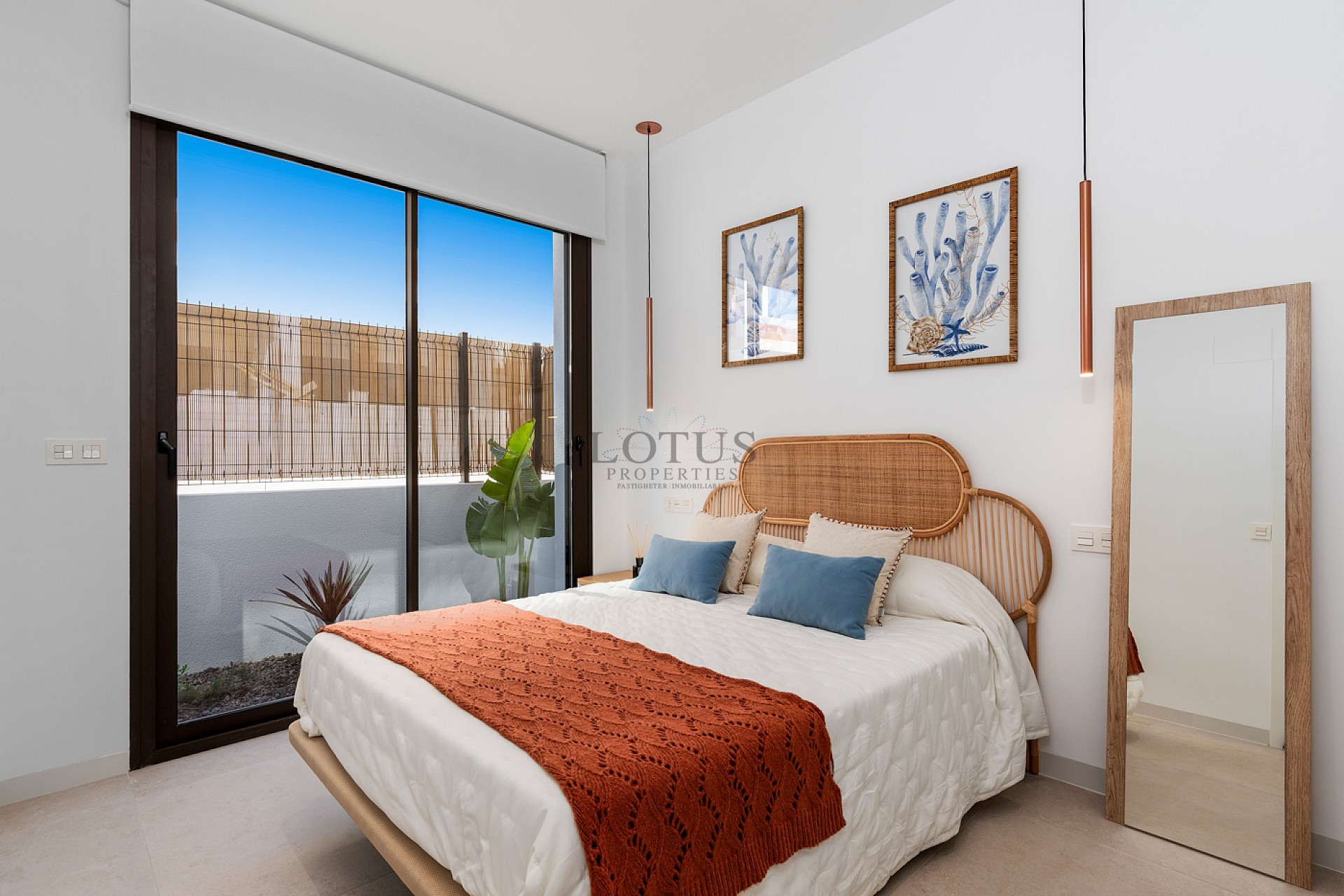 NYTT PROJEKT MED VILLOR OCH LÄGENHETER - Lotus Properties