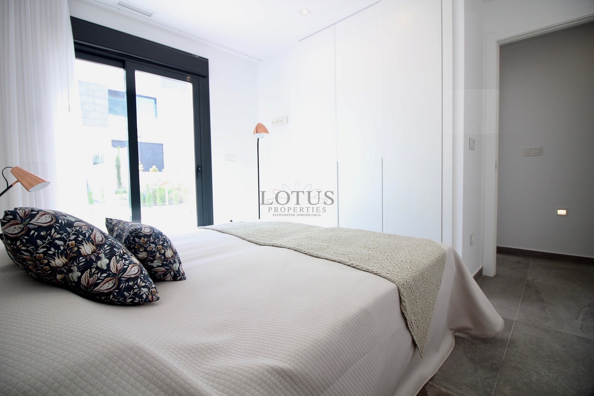Markplanslägenheter med 3 sovrum - Los Balcones - Lotus Properties