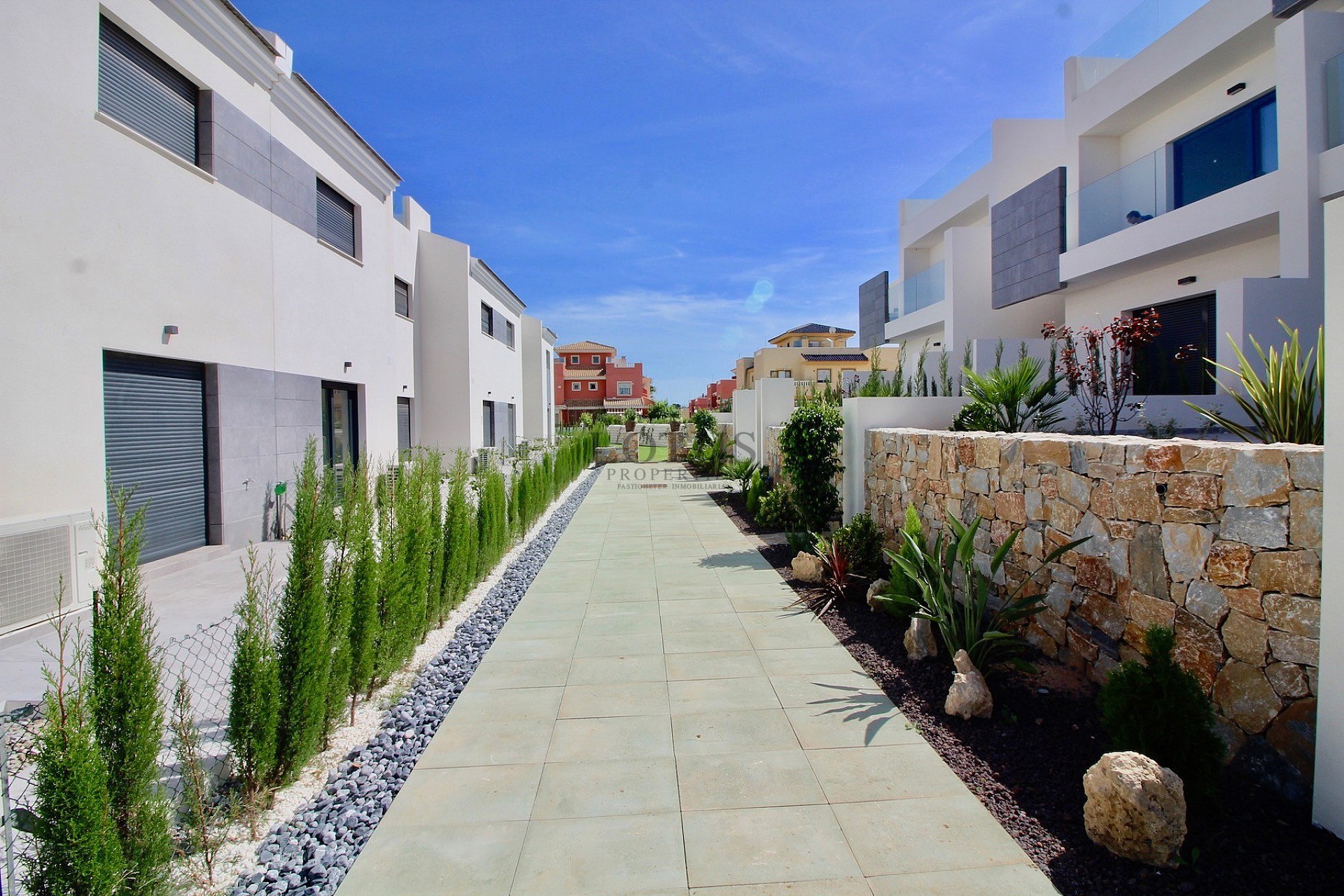 Markplanslägenheter med 3 sovrum - Los Balcones - Lotus Properties