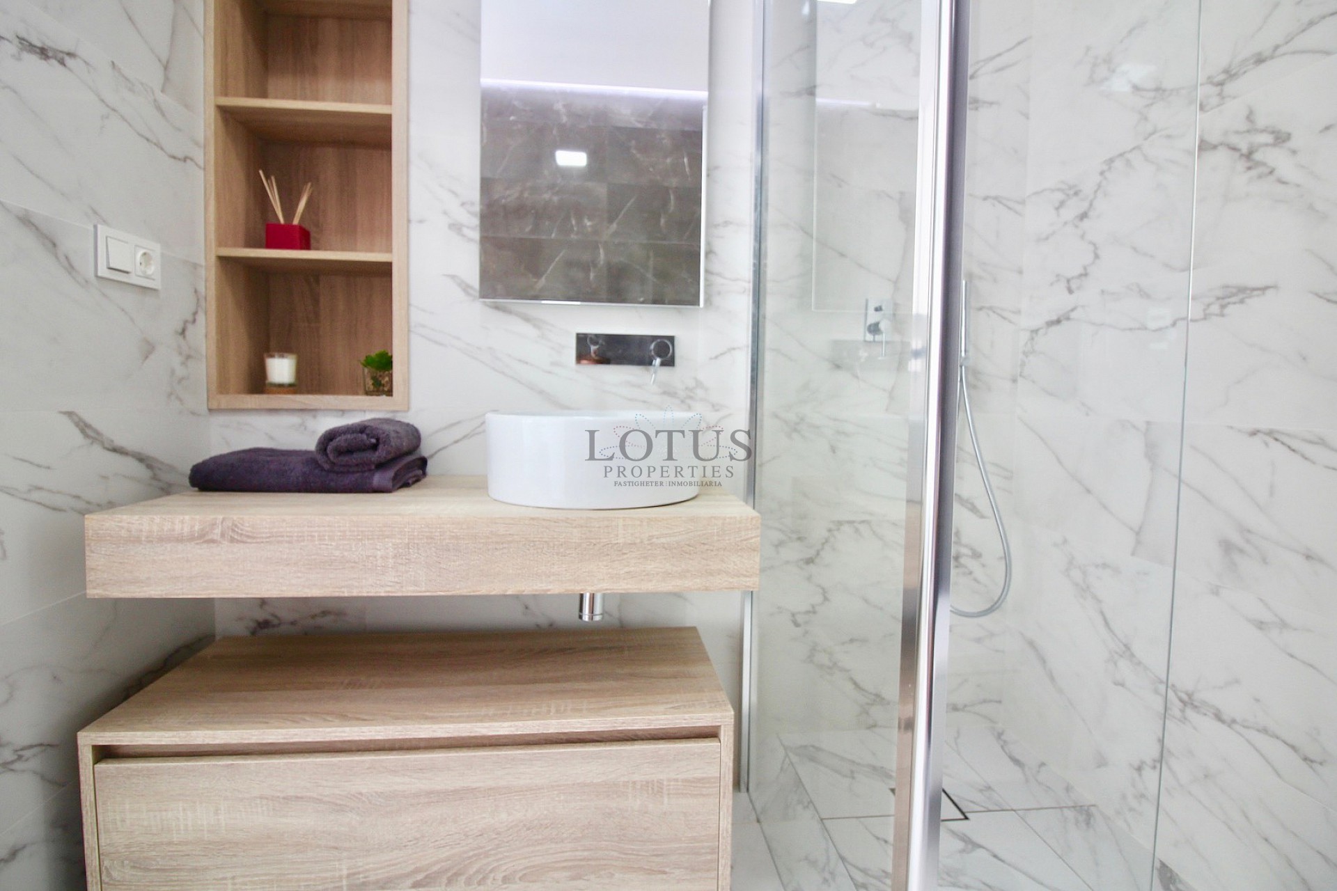 Markplanslägenheter med 3 sovrum - Los Balcones - Lotus Properties