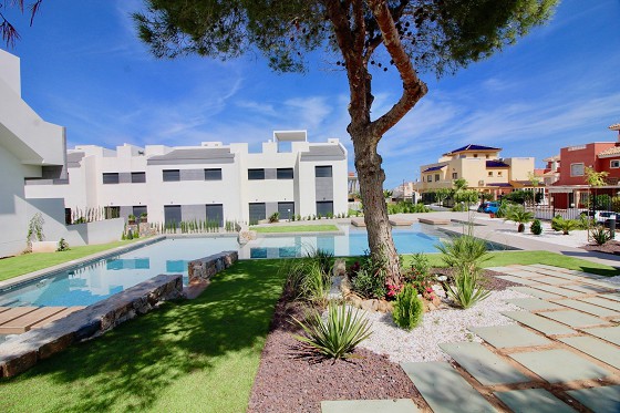 Markplanslägenheter med 3 sovrum - Los Balcones - Lotus Properties