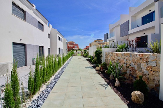 Markplanslägenheter med 3 sovrum - Los Balcones - Lotus Properties