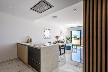 MODERN TAKVÅNING MED FANTASTISK HAVSUTSIKT OCH STOR PRIVAT TAKTERRASS. - Lotus Properties