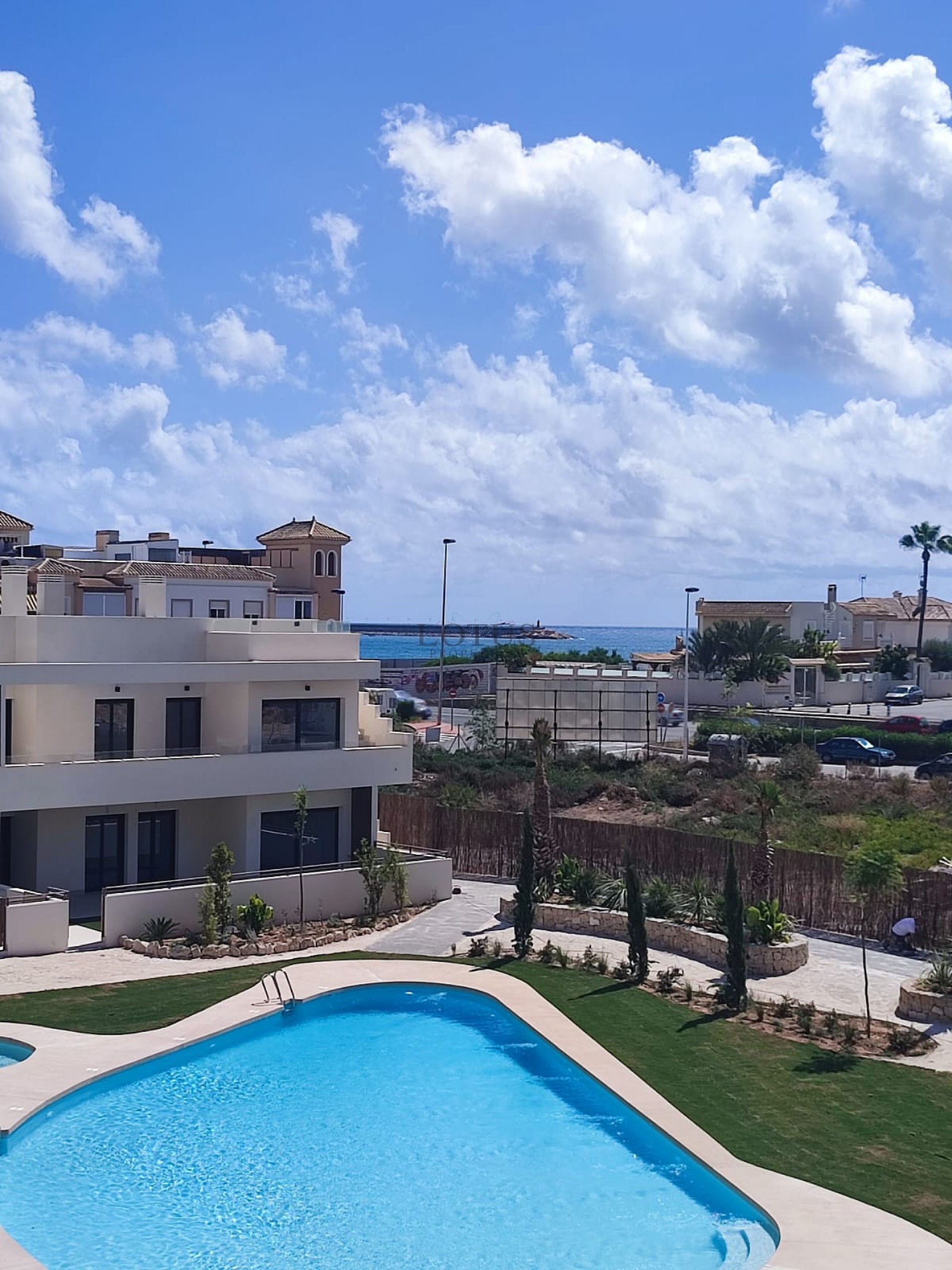 Ny Medelhavs resort 300 m till havet - Torrevieja - Lotus Properties