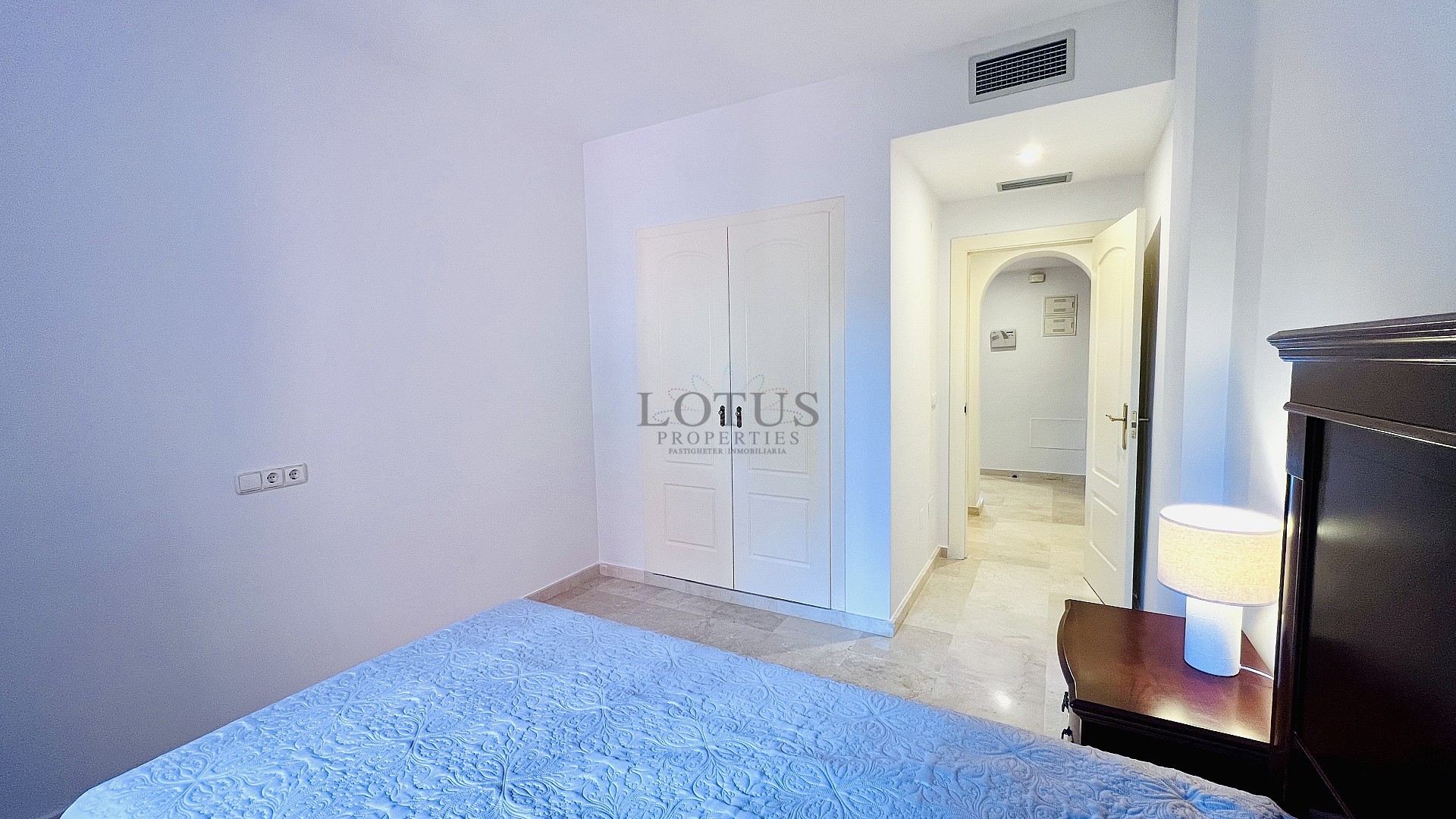 Exklusivt boende vid Villamartin Golf – Modernt hem i toppskick nära La Zenia Boulevard - Lotus Properties