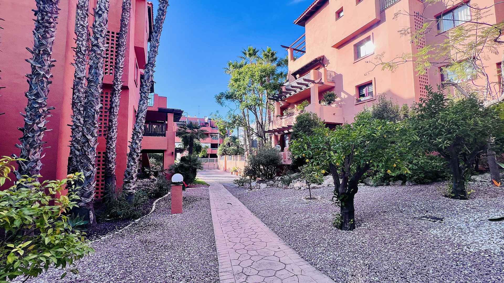 Exklusivt boende vid Villamartin Golf – Modernt hem i toppskick nära La Zenia Boulevard - Lotus Properties