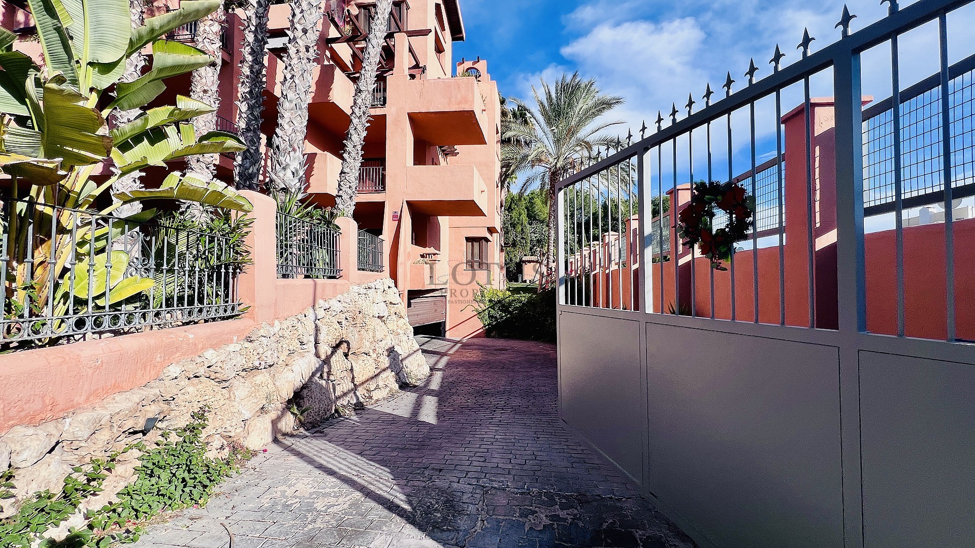 Exklusivt boende vid Villamartin Golf – Modernt hem i toppskick nära La Zenia Boulevard - Lotus Properties