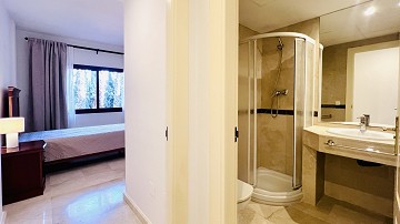 Exklusivt boende vid Villamartin Golf – Modernt hem i toppskick nära La Zenia Boulevard - Lotus Properties