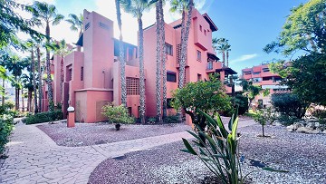 Exklusivt boende vid Villamartin Golf – Modernt hem i toppskick nära La Zenia Boulevard - Lotus Properties