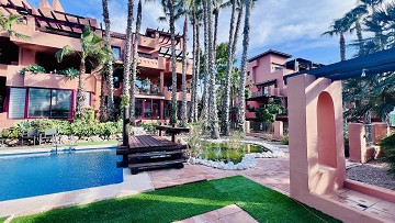 Exklusivt boende vid Villamartin Golf – Modernt hem i toppskick nära La Zenia Boulevard - Lotus Properties