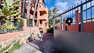 Exklusivt boende vid Villamartin Golf – Modernt hem i toppskick nära La Zenia Boulevard - Lotus Properties